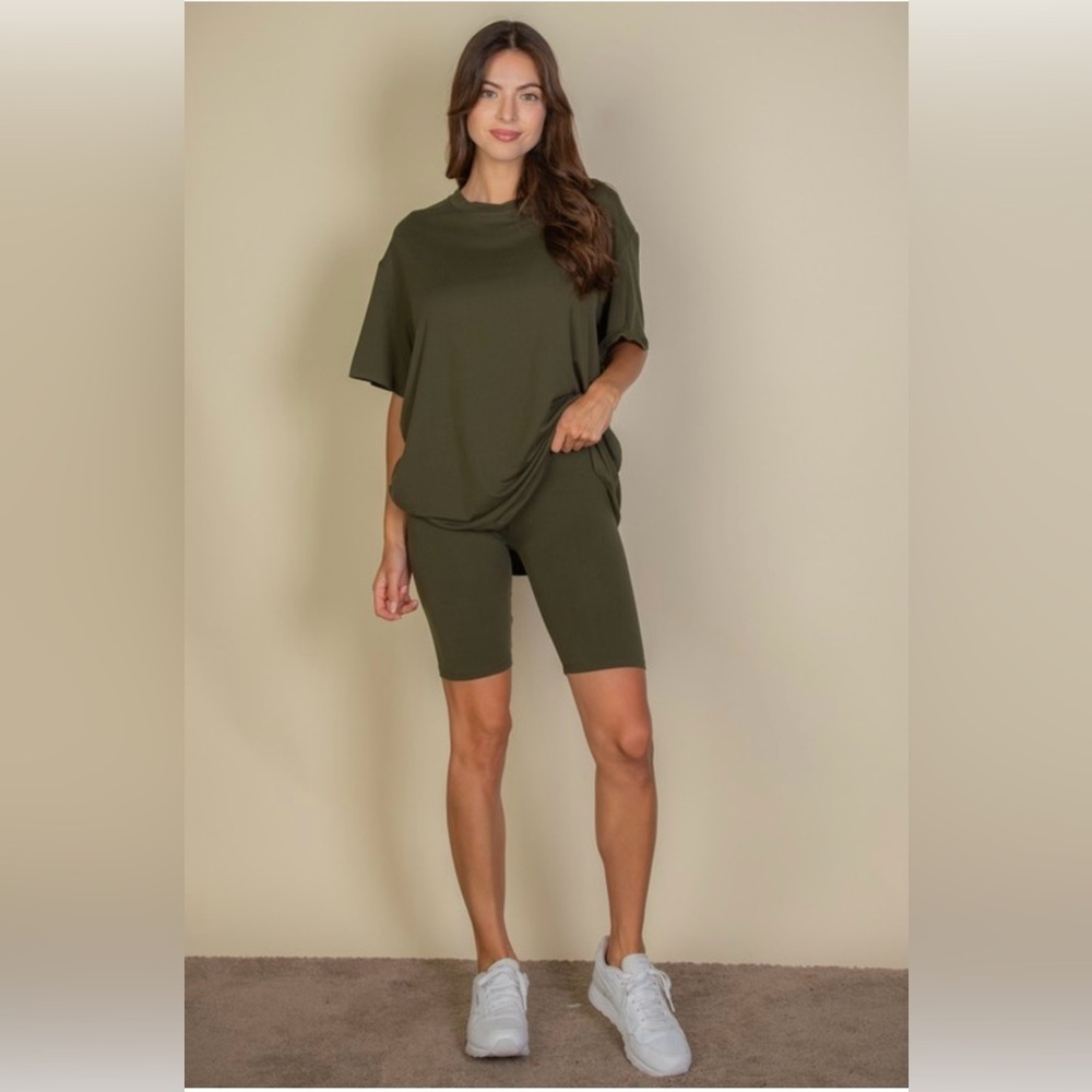 Olive Green Align Matching Set Oversized T Shirt Biker Shorts Lululemon Vuori